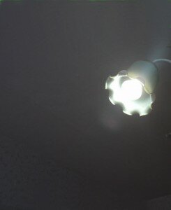 Светодиодная лампа "Оптоган" ночью