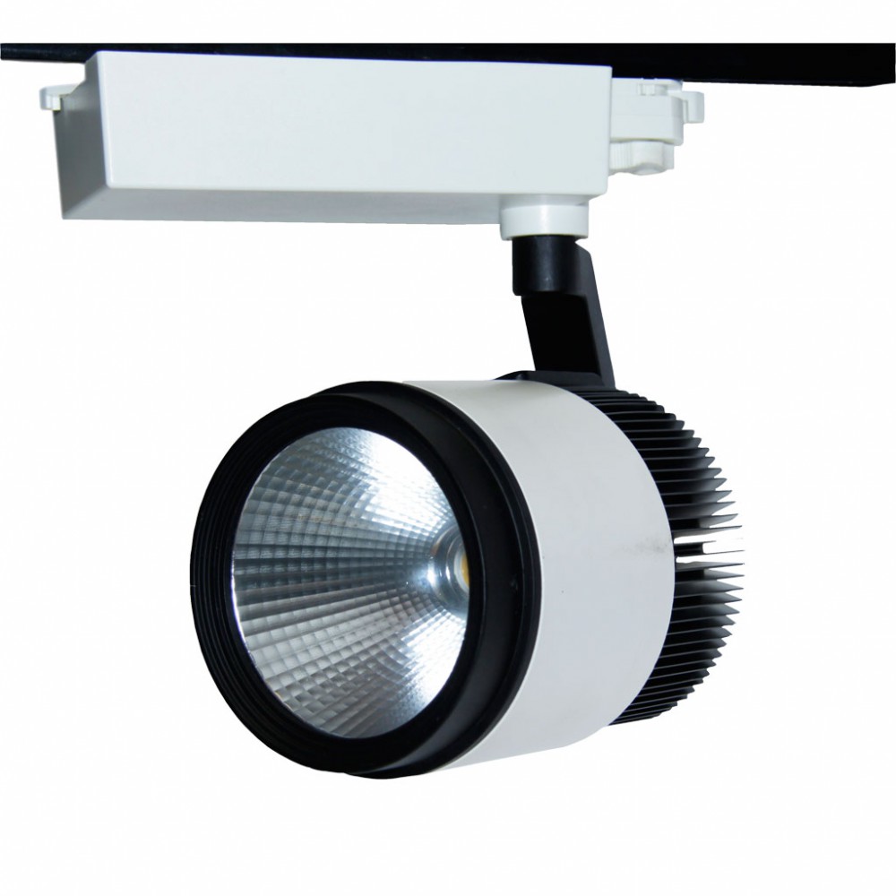 Обзор характеристик Procyon 3 LED 40